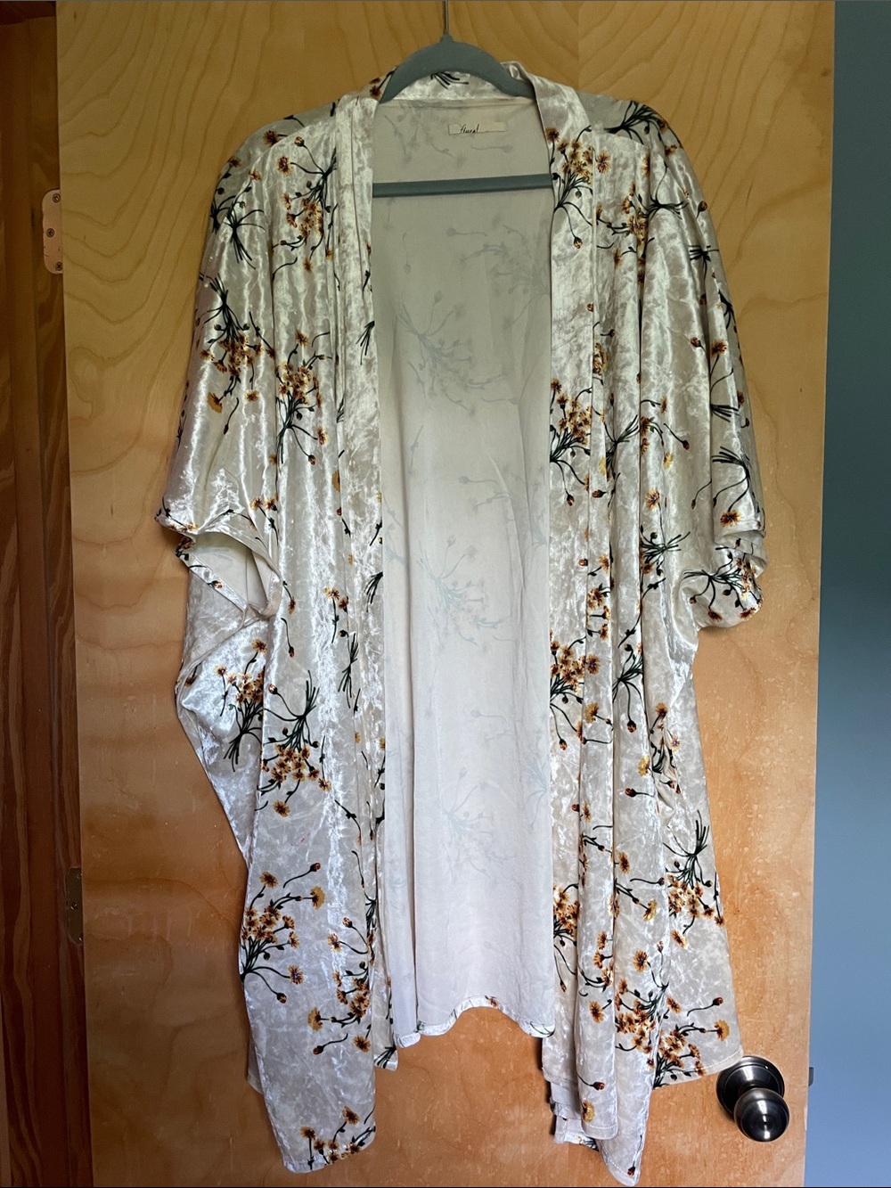 Floreat Cream Velvet Floral Kimono Robe with Gold Accents